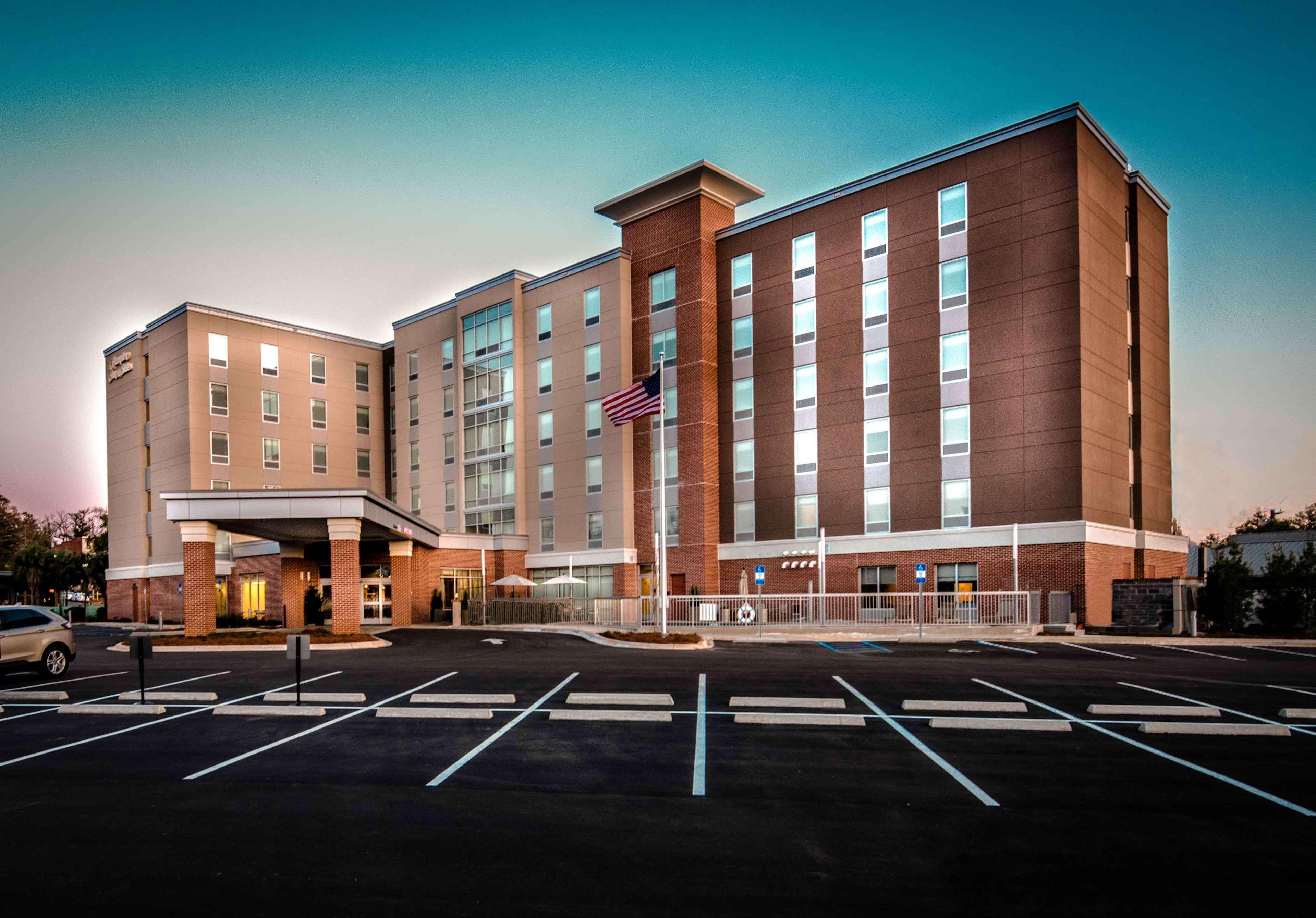 Hampton Inn & Suites Tallahassee Capitol-University Ngoại thất bức ảnh