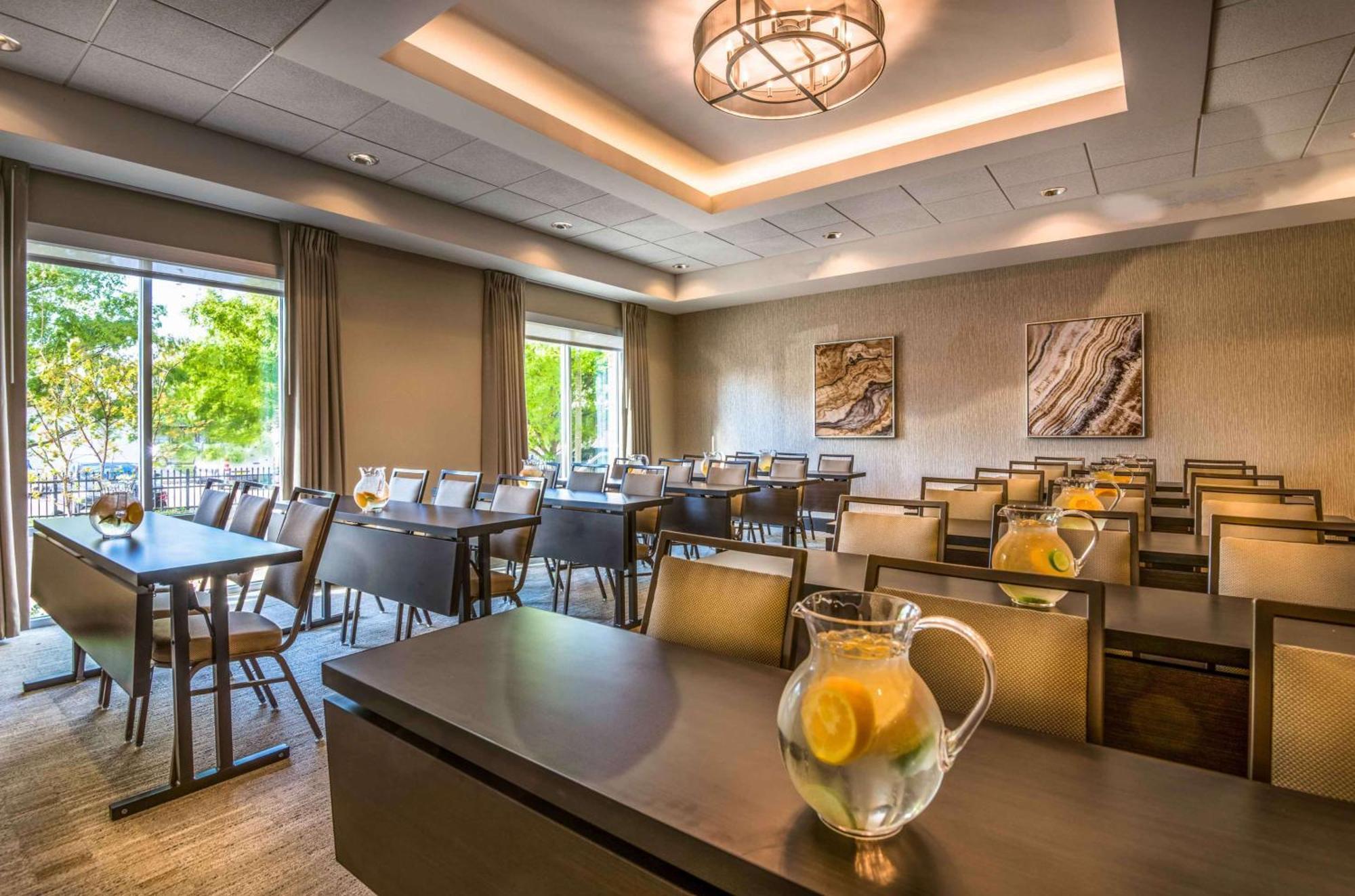 Hampton Inn & Suites Tallahassee Capitol-University Ngoại thất bức ảnh